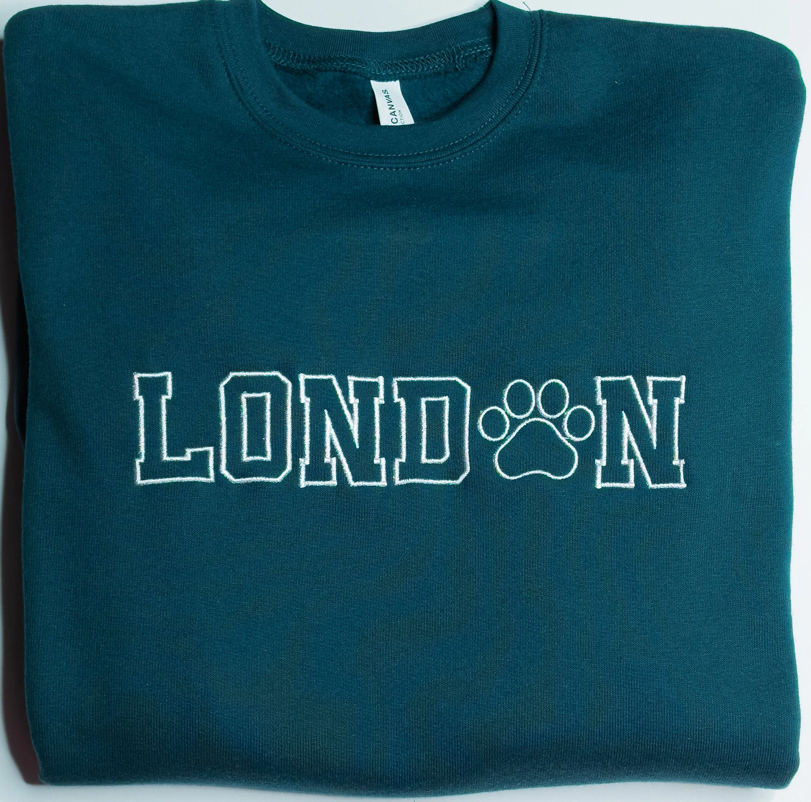 Embroidered City Paw - Men's Crew Neck Sweatshirt