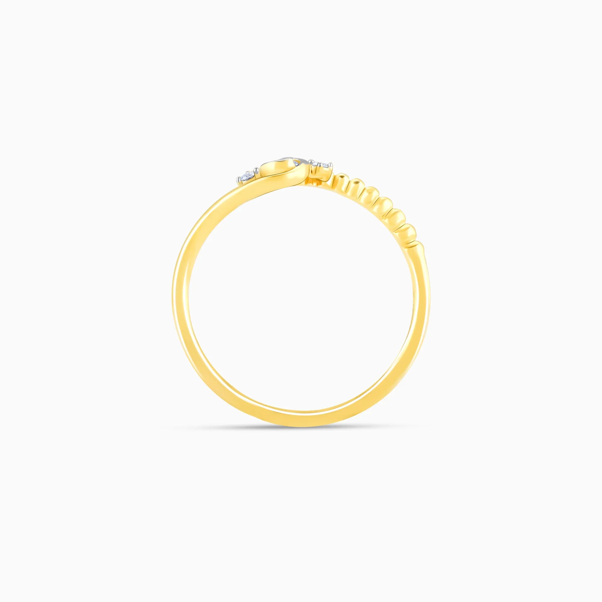 Gold Classic Curvy Diamond Ring