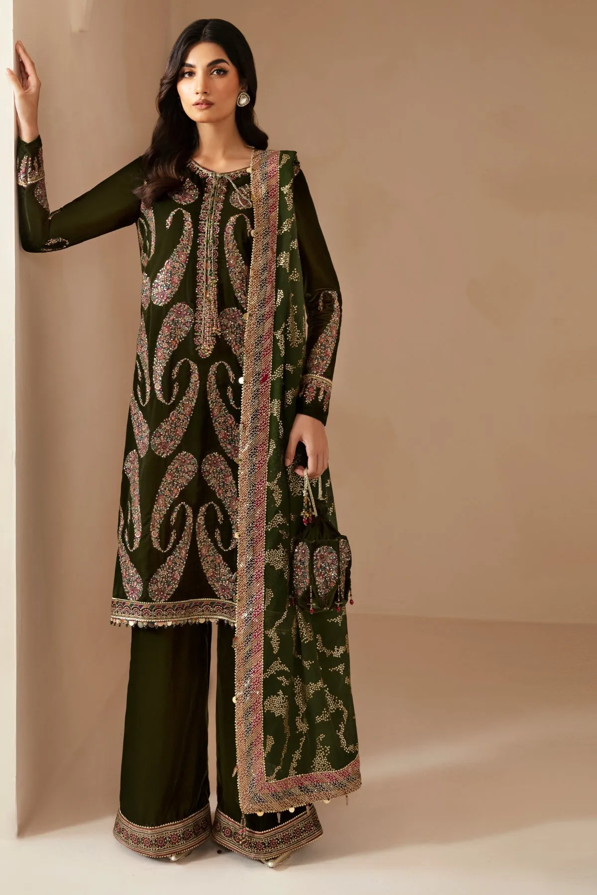 Jazmin The Velvet Edit Embroidered Formals – VF-2023