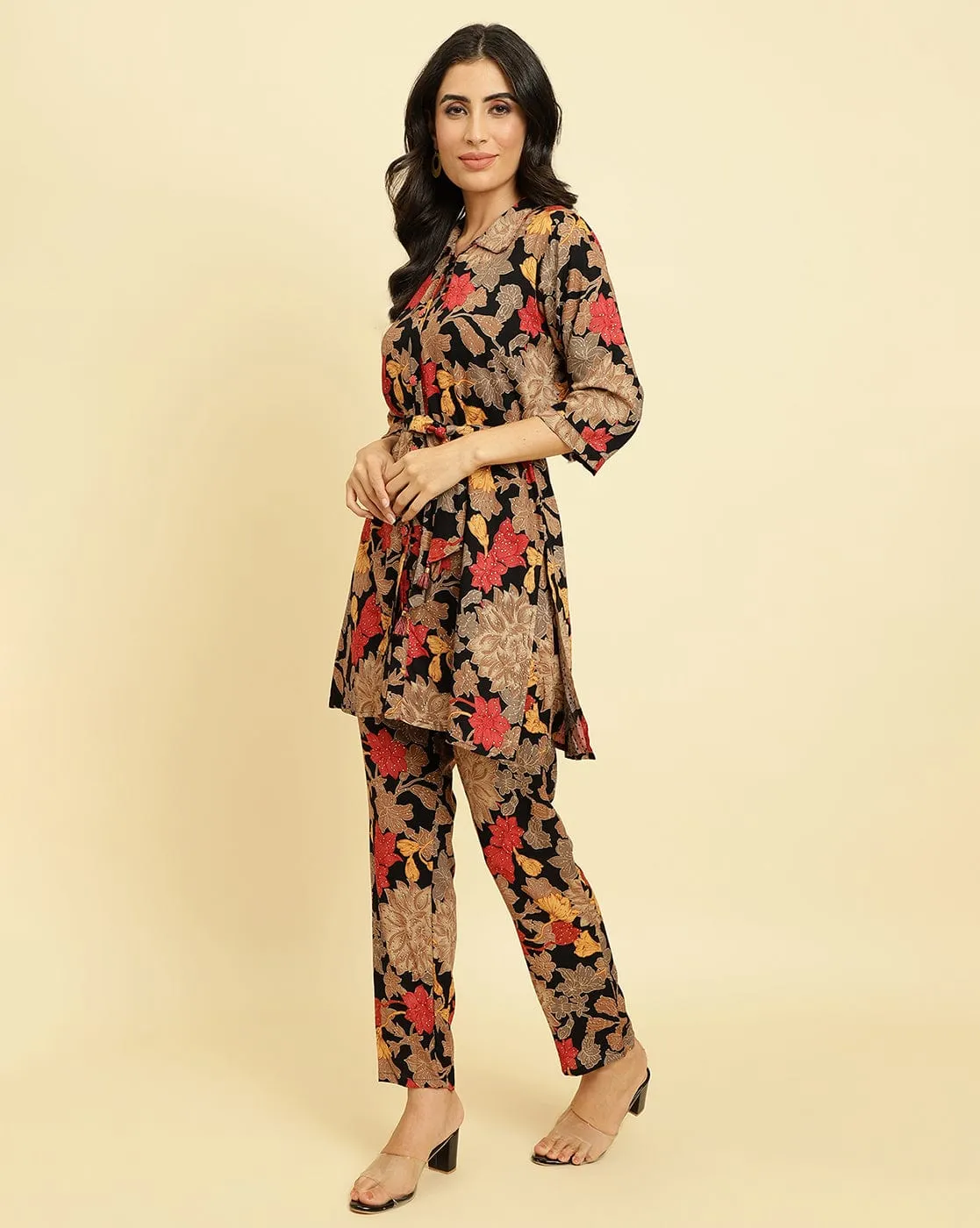 Varanga Women Black Floral Printed Straight Kurta Paired With Tonal Printed Bottom